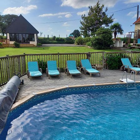 La Gasteboisiere With Swimming Pool And Games Room Le Mesnil-Adelee Kültér fotó
