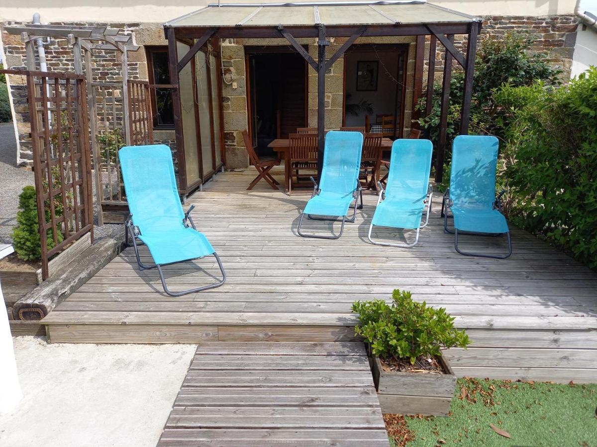La Gasteboisiere With Swimming Pool And Games Room Le Mesnil-Adelee Kültér fotó