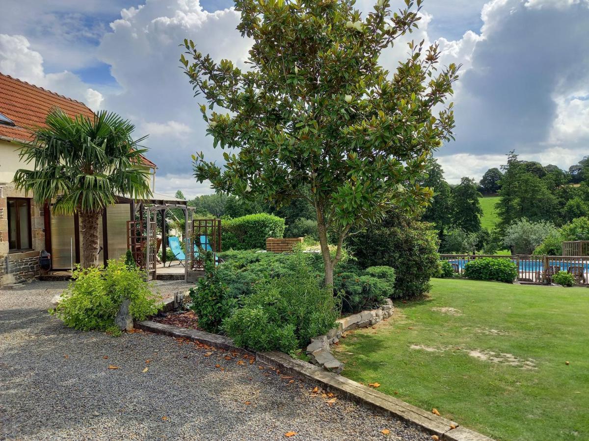 La Gasteboisiere With Swimming Pool And Games Room Le Mesnil-Adelee Kültér fotó