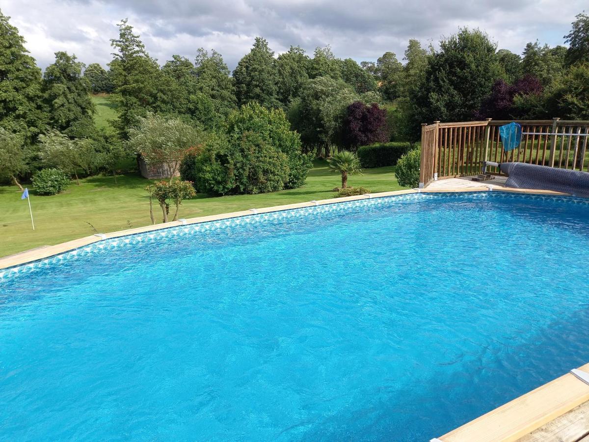 La Gasteboisiere With Swimming Pool And Games Room Le Mesnil-Adelee Kültér fotó