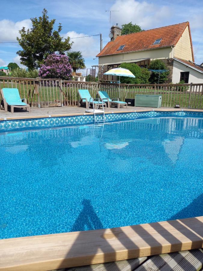 La Gasteboisiere With Swimming Pool And Games Room Le Mesnil-Adelee Kültér fotó