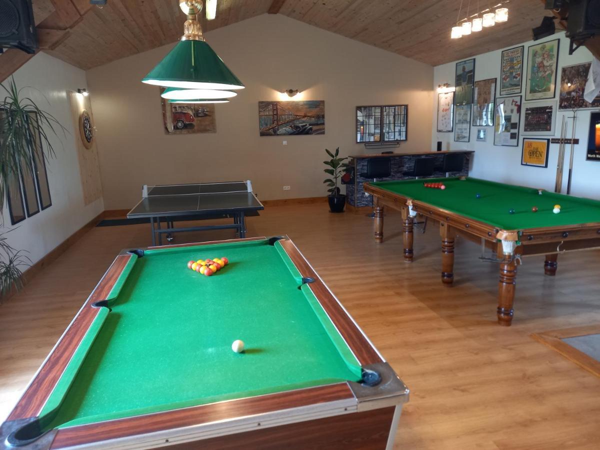 La Gasteboisiere With Swimming Pool And Games Room Le Mesnil-Adelee Kültér fotó