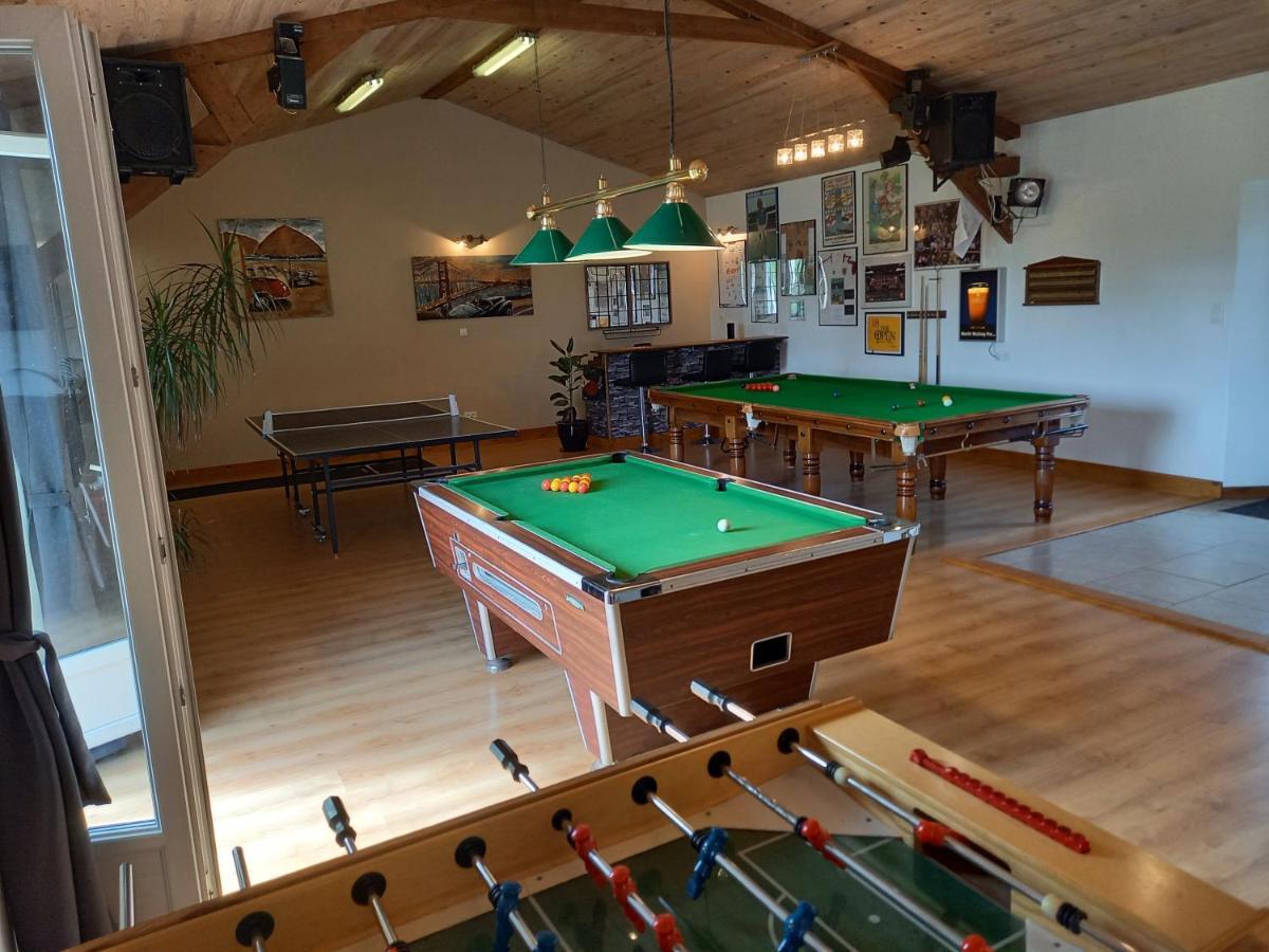 La Gasteboisiere With Swimming Pool And Games Room Le Mesnil-Adelee Kültér fotó