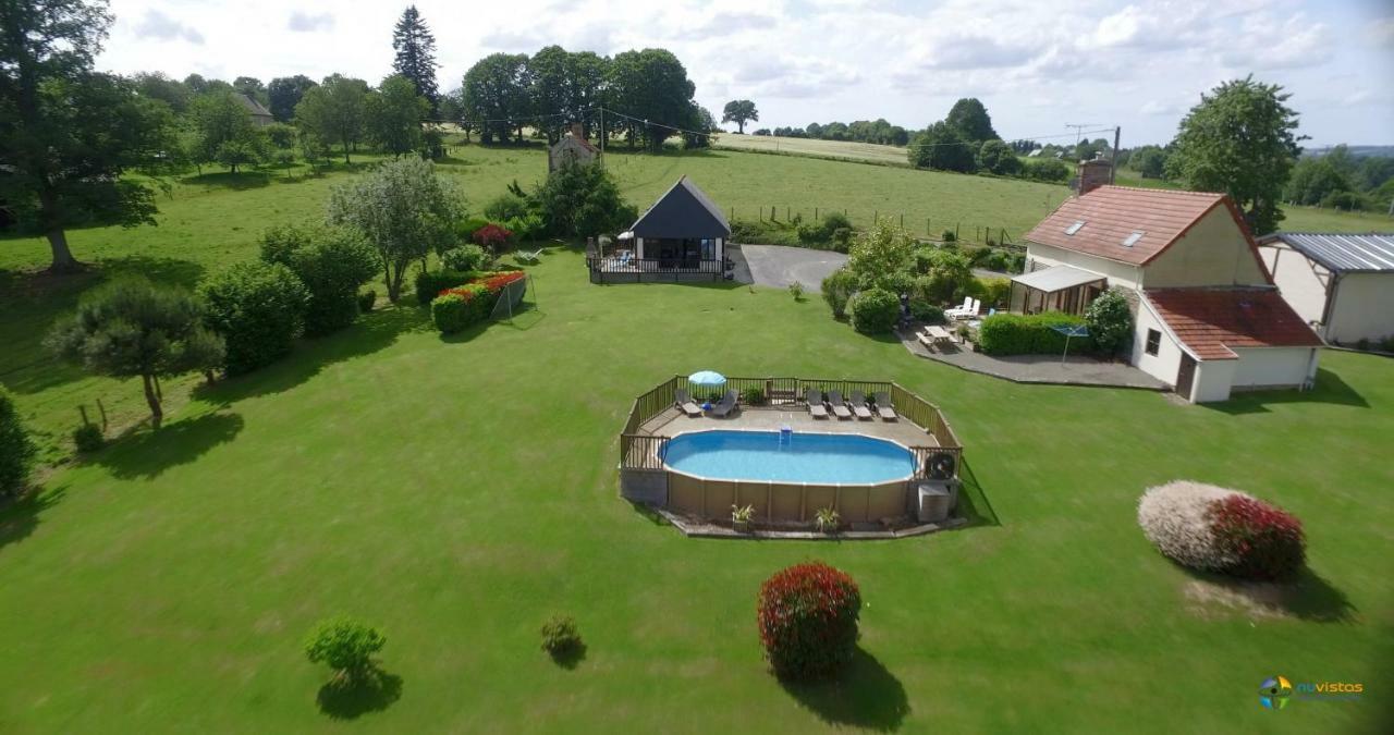 La Gasteboisiere With Swimming Pool And Games Room Le Mesnil-Adelee Kültér fotó